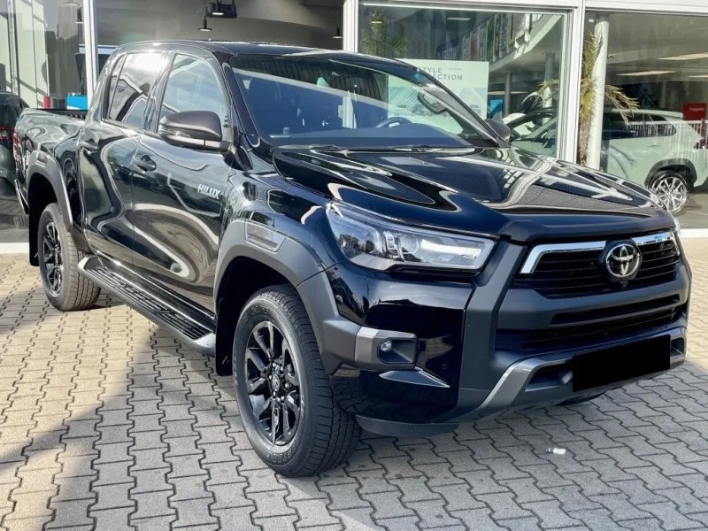 Toyota Hilux 4X4 Double Cab =Invincible= Distronic Гаранция Image 1